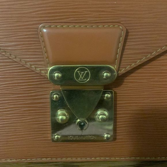 1 hr sale only Authentic Louis Vuitton clutch on Mercari Jewelsofava - Picture 14 of 16